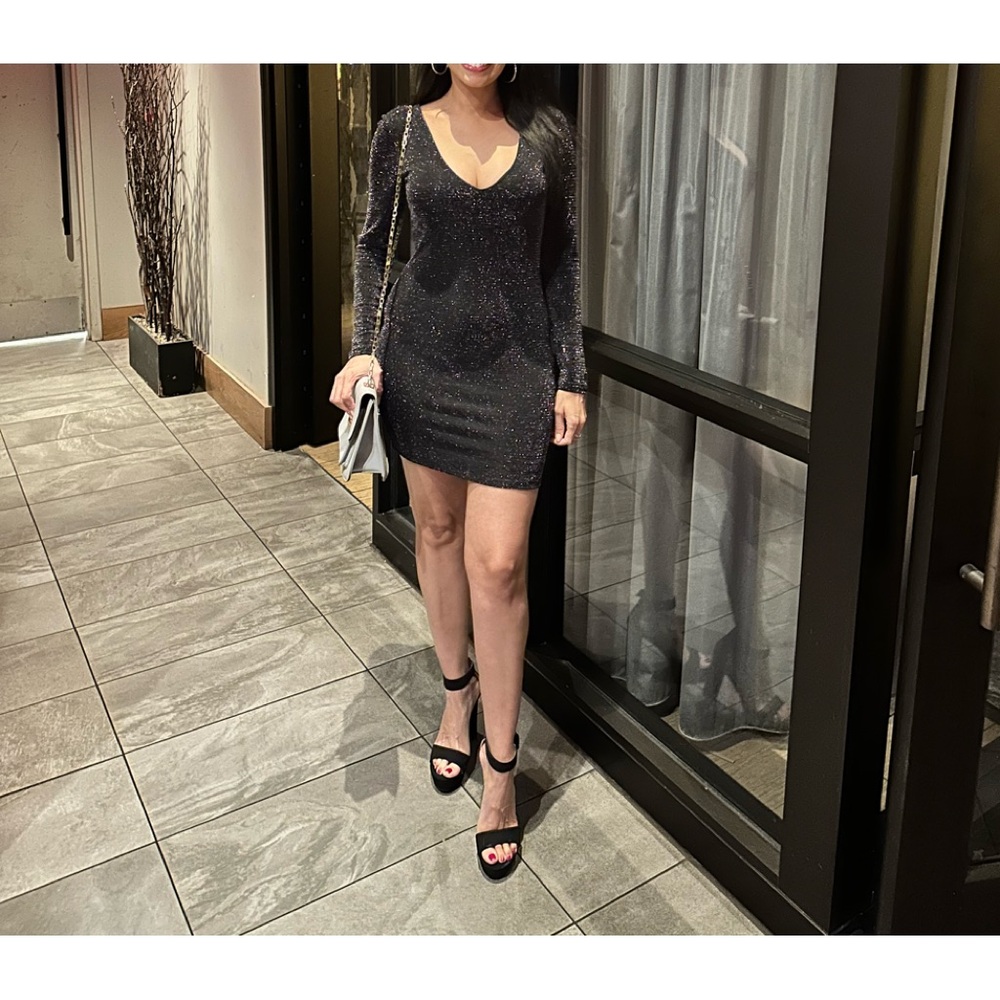 Black lined long sleeve metallic look multi color new dress material stretch